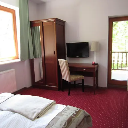 Willa M Slow Travel Cisza Park Centrum Bed & Breakfast 3*